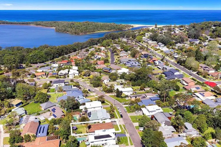 Fourth view of Homely house listing, 17 Lucinda Avenue, Wamberal NSW 2260