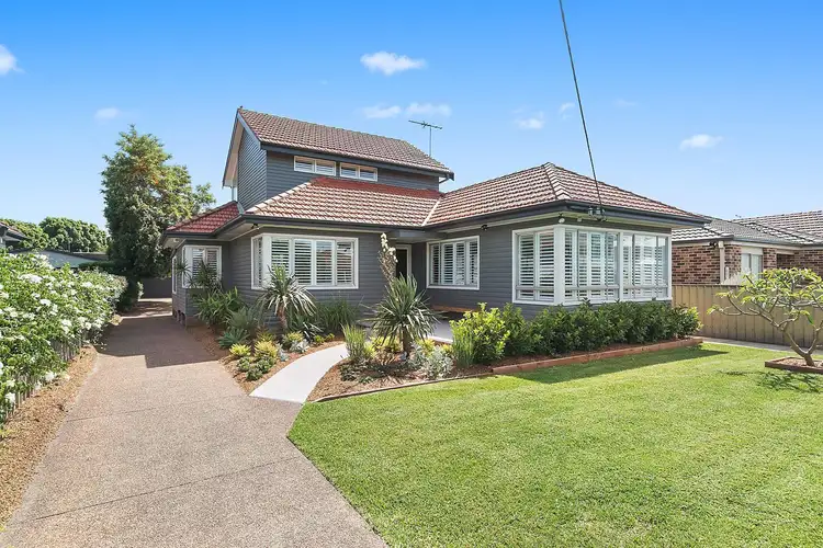 10 Hibberd Street, Hamilton South NSW 2303