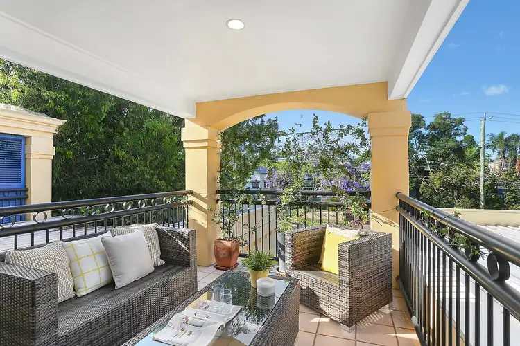 2/10 Elizabeth Street, Toowong QLD 4066