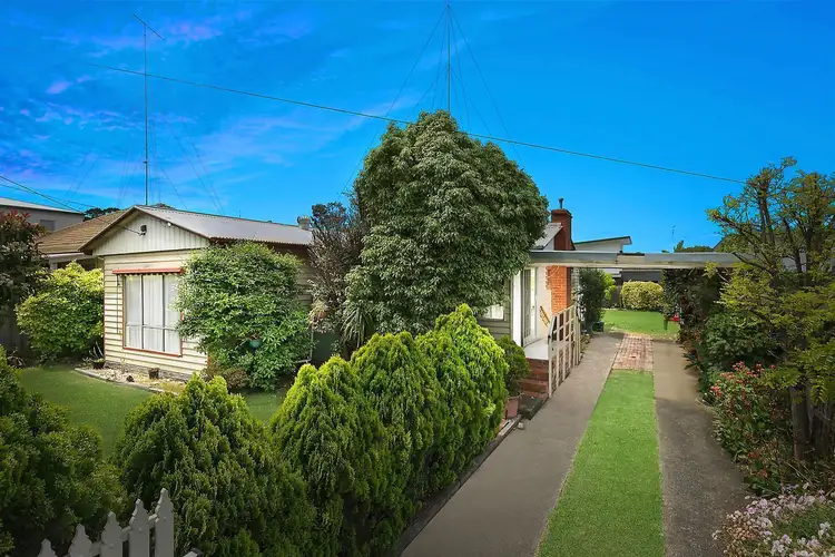 Main view of Homely house listing, 8 Holyrood Avenue, Newtown VIC 3220