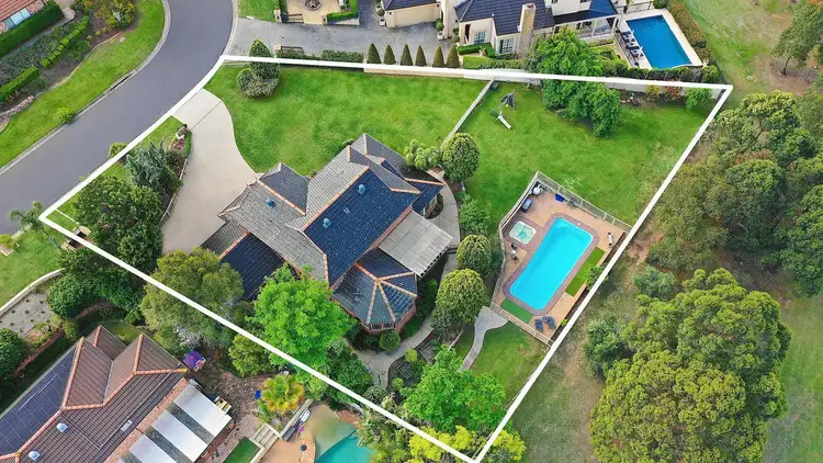 21 Figtree Crescent, Glen Alpine NSW 2560