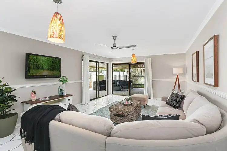 198 Main Street, Redland Bay QLD 4165