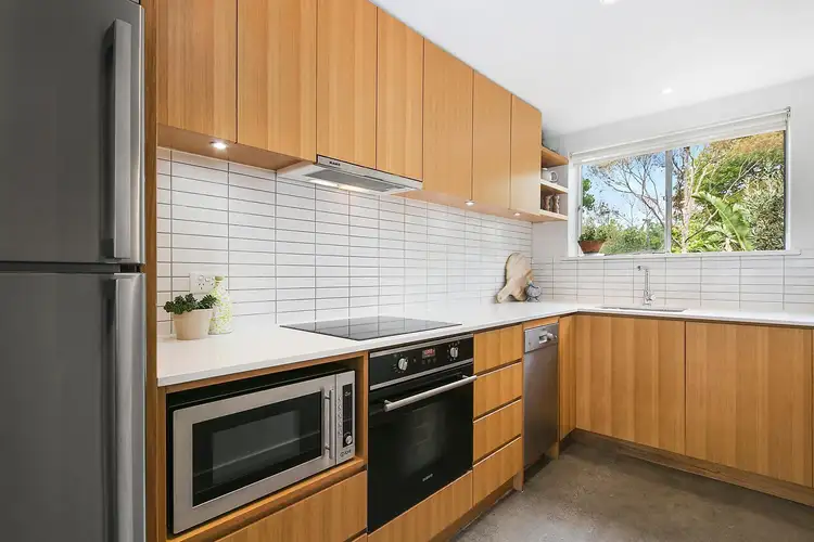 Second view of Homely apartment listing, 7/6 Glen Eira Road, Ripponlea VIC 3185