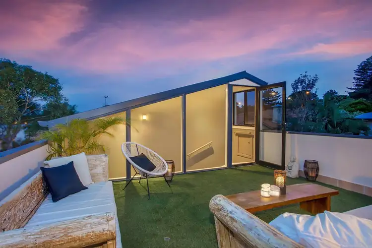 2/8-10 The Crescent, Avalon Beach NSW 2107