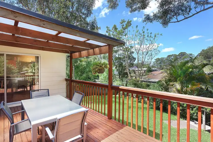 3 Coral Tree Place, Point Clare NSW 2250