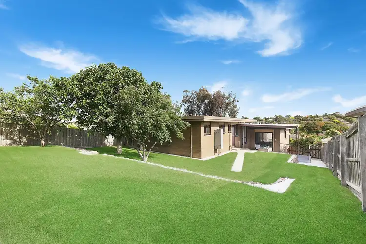 Sixth view of Homely house listing, 3 Shoubra Court, Highton VIC 3216