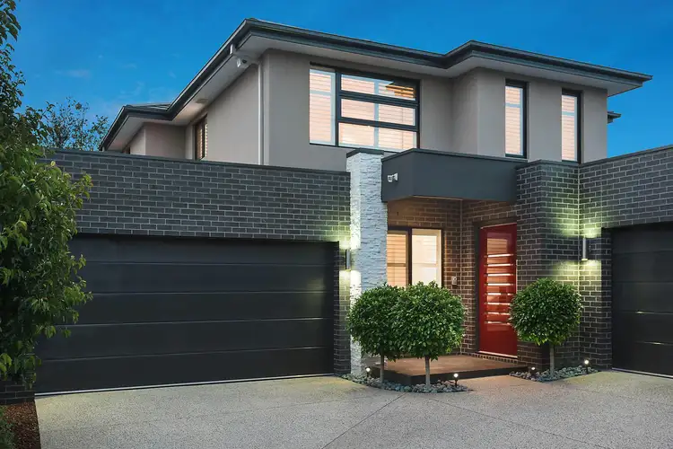 Main view of Homely townhouse listing, 2/37 Donald Street, Mount Waverley VIC 3149