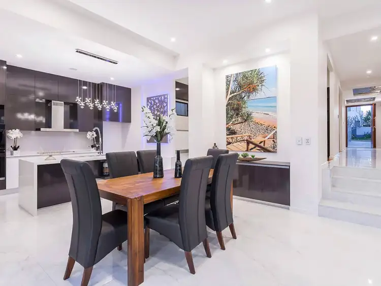 Fifth view of Homely house listing, 4 Bowman Place, Mount Ommaney QLD 4074