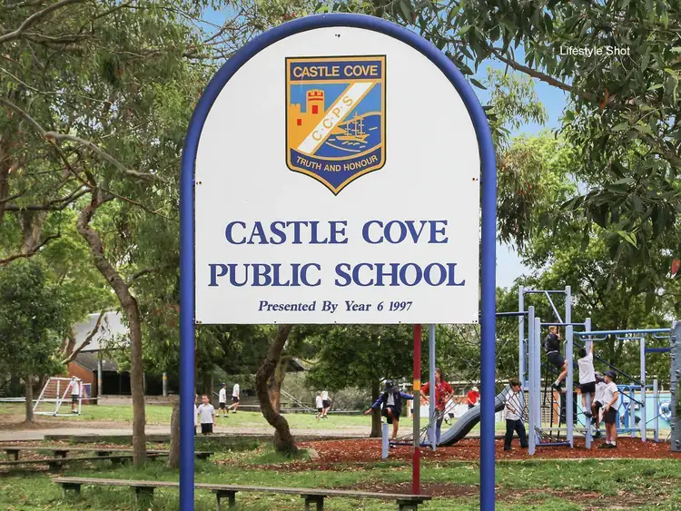 Third view of Homely house listing, 1 Parnoo Avenue, Castle Cove NSW 2069