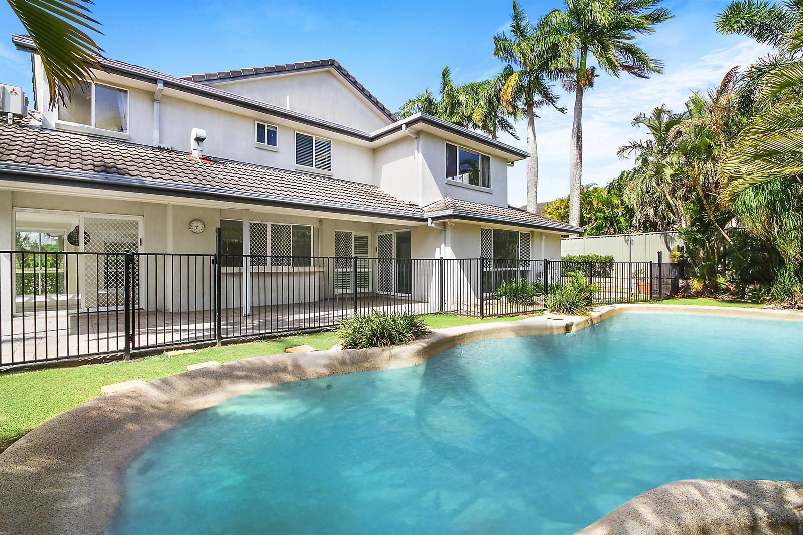 Second view of Homely house listing, 6 Blake Close, Mcdowall QLD 4053