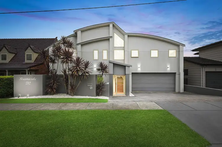 212 Scenic Drive, Merewether Heights NSW 2291