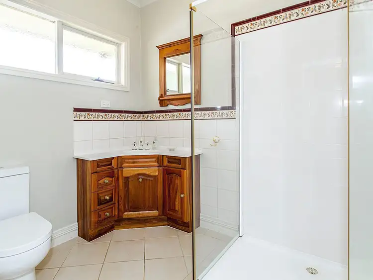 Sixth view of Homely house listing, 18 Palm Grove, Kilsyth VIC 3137