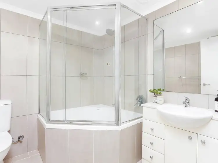 Sixth view of Homely apartment listing, 4/34 Brookvale Avenue, Brookvale NSW 2100