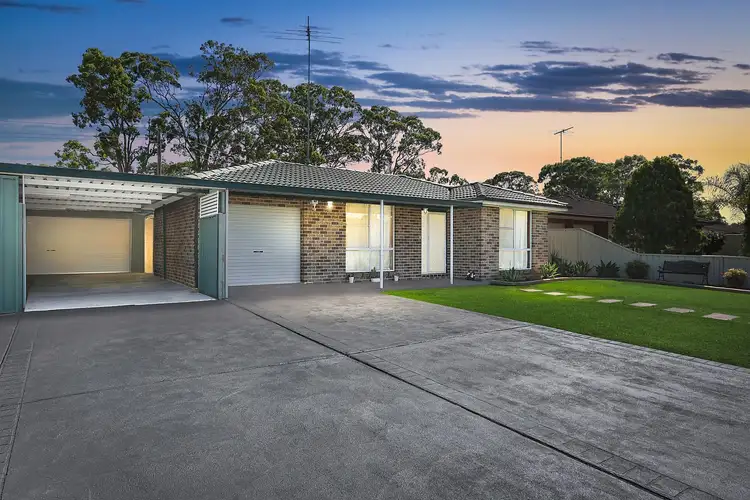 13 Lavender Court, St Helens Park NSW 2560
