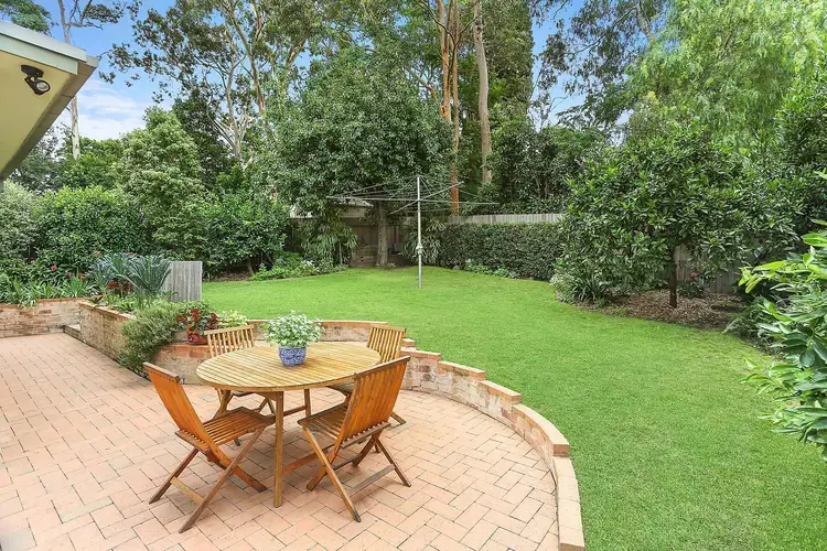 11 Manning Parade, Dundas Valley NSW 2117