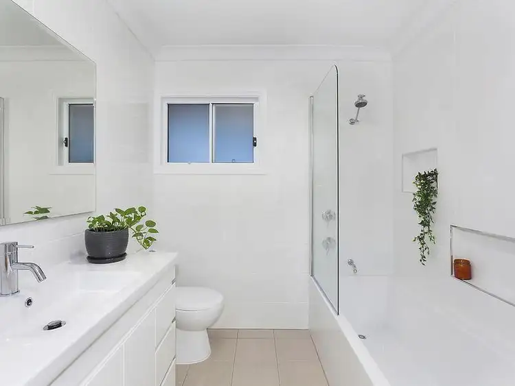 Sixth view of Homely house listing, 8 Kalani Street, Budgewoi NSW 2262