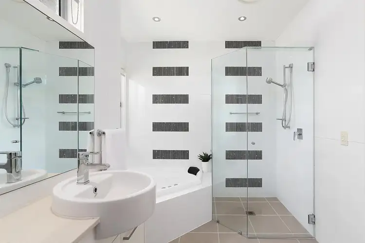 Fifth view of Homely semi-detached listing, 2/12 Abalone Avenue, Paradise Point QLD 4216