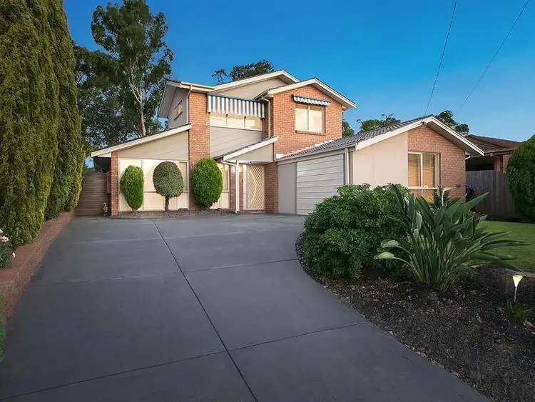 24 Langdale Drive, Croydon Hills VIC 3136