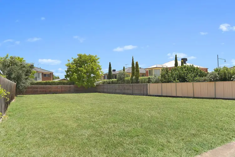 14 Langbourne Court, Point Cook VIC 3030