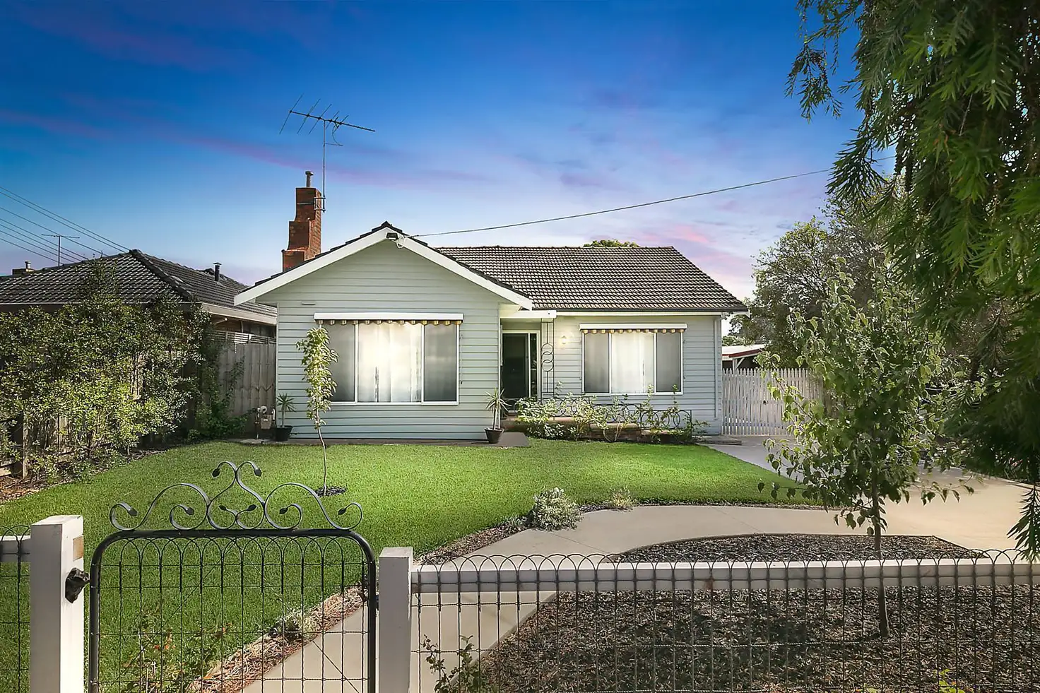 Main view of Homely house listing, 10 Weeroona Avenue, Hamlyn Heights VIC 3215