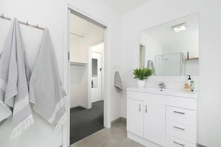 Sixth view of Homely house listing, 10 Weeroona Avenue, Hamlyn Heights VIC 3215