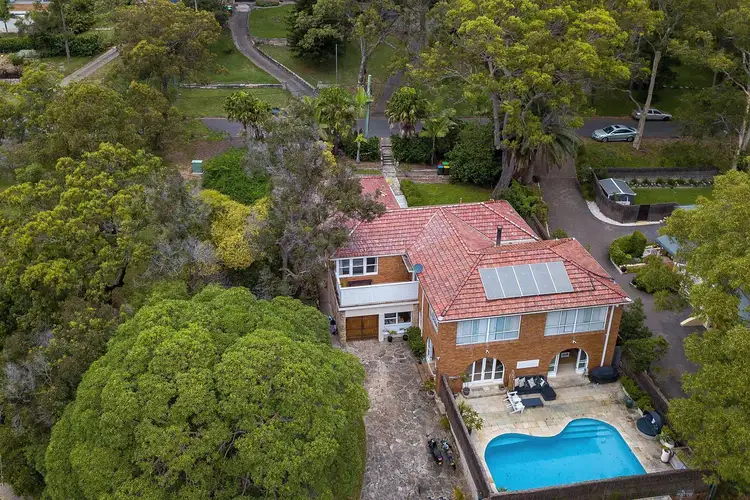 2 Dress Circle Road, Avalon Beach NSW 2107
