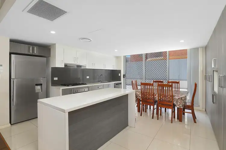 102/12 Fourth Avenue, Blacktown NSW 2148