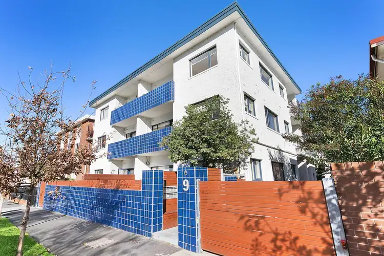 3/9 Herbert Street, St Kilda VIC 3182