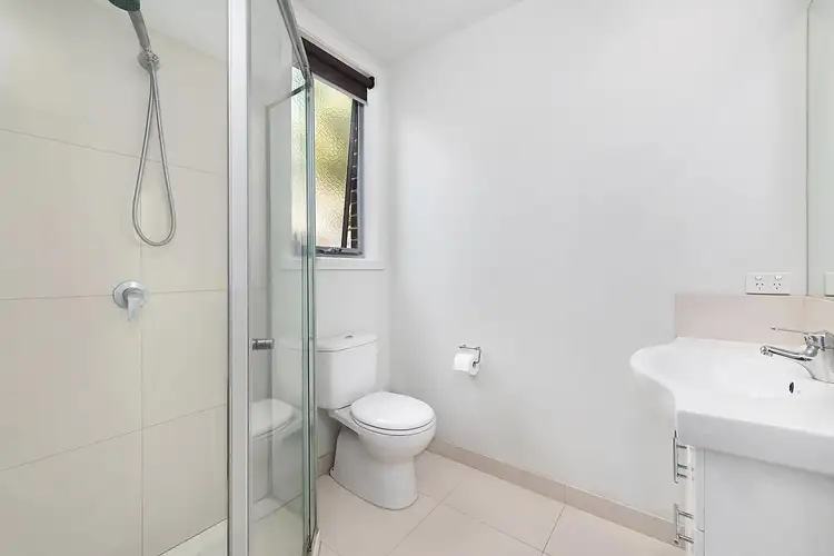 Sixth view of Homely unit listing, 2/4 BELFAST Street, Newtown VIC 3220