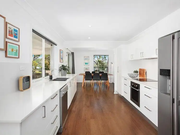14 Talara Avenue, Bateau Bay NSW 2261