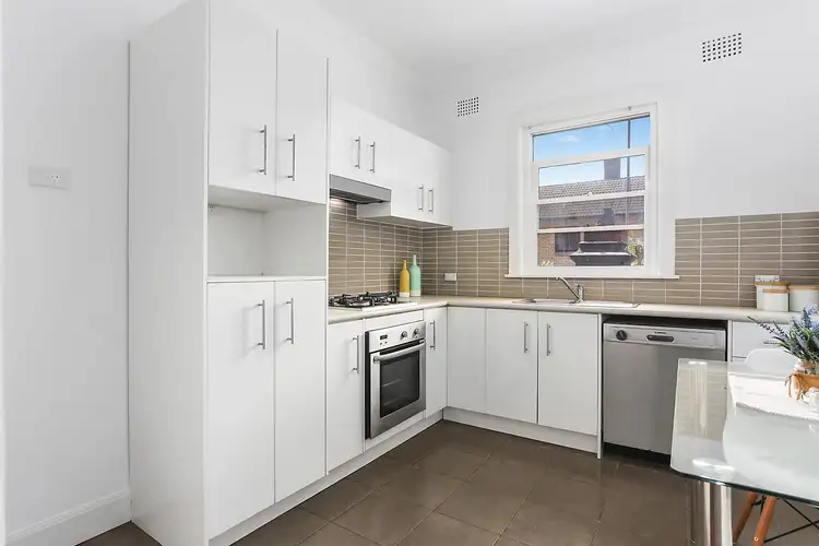 Third view of Homely apartment listing, 5/9 Bennett Street, Bondi NSW 2026