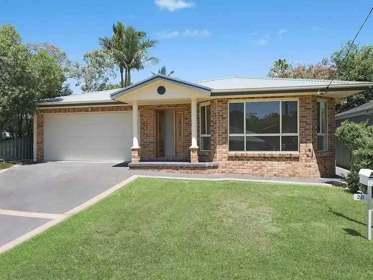 28 Wadalba Avenue