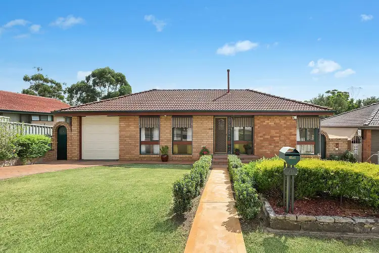 234 The Parkway, Bradbury NSW 2560