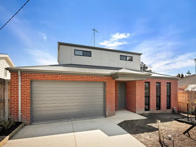 1/112 Barrabool Road, Highton VIC 3216
