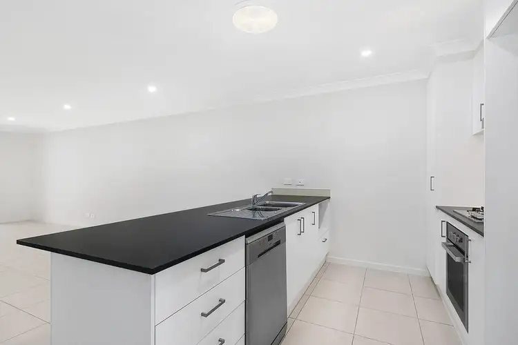 Second view of Homely house listing, 5 Turnberry Close, Fletcher NSW 2287