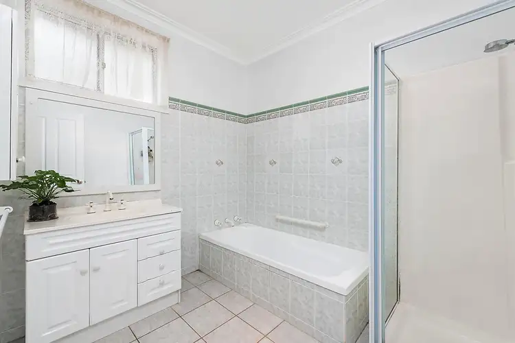 Sixth view of Homely unit listing, 1/450 Ryrie Street, East Geelong VIC 3219