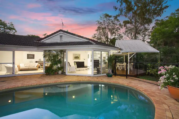 5 Wynyard Street, Indooroopilly QLD 4068