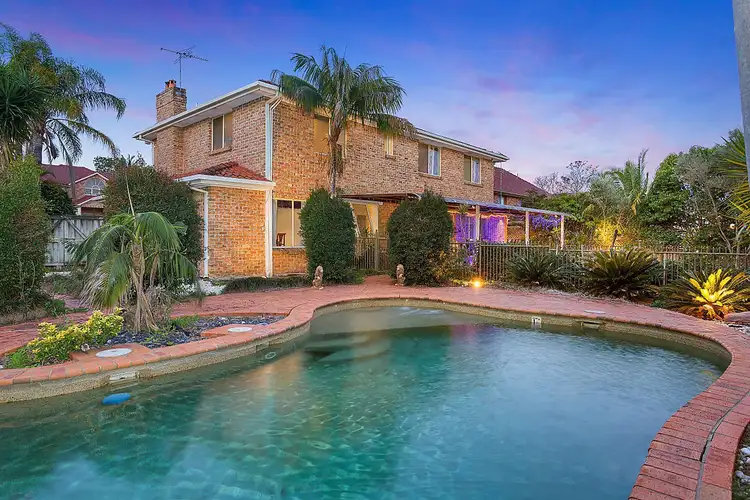 6 Eaglehawk Place, West Pennant Hills NSW 2125