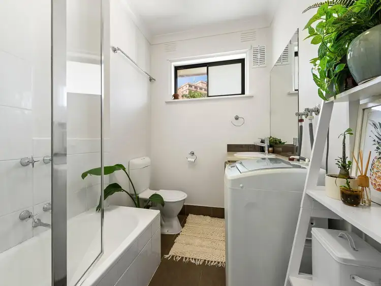Fourth view of Homely apartment listing, 11/126 Inkerman Street, St Kilda VIC 3182