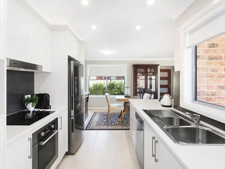 1/16 Edith Street