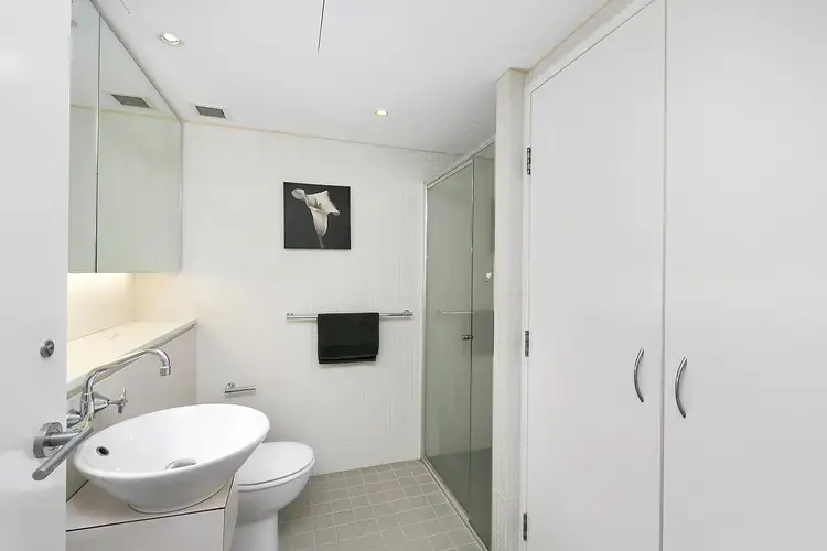 Fifth view of Homely apartment listing, 707/23 Shelley Street, Sydney NSW 2000