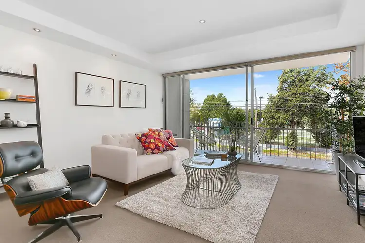 8/521 St Kilda Street, Elwood VIC 3184