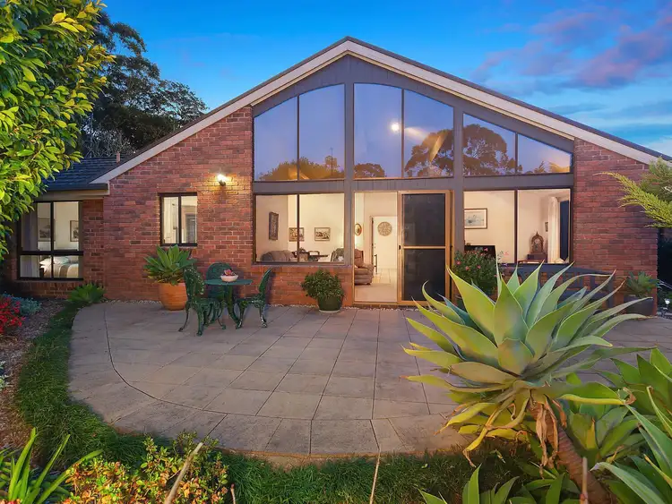12 Narelle Close, Lisarow NSW 2250