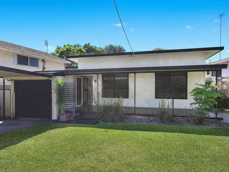 4 Tumbi Road, Tumbi Umbi NSW 2261