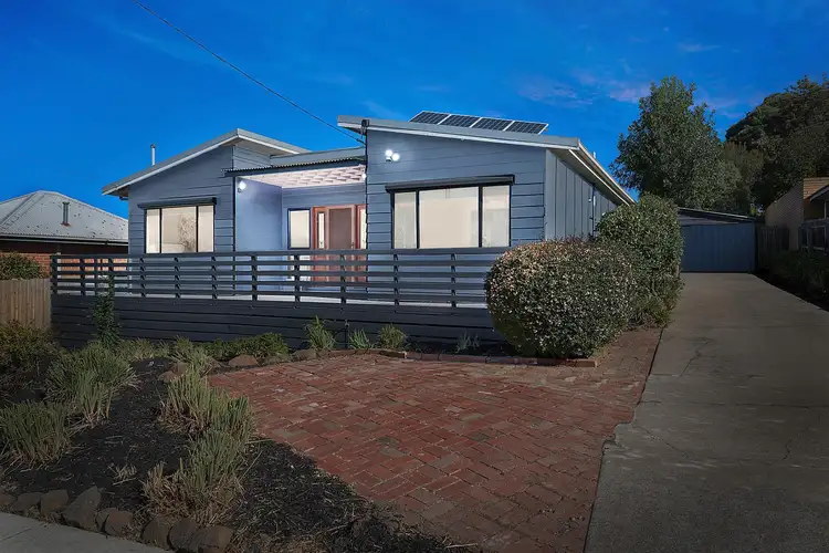 1 Emerald Court, Belmont VIC 3216