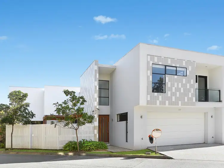 Main view of Homely villa listing, 25/323 Bayview Street, Hollywell QLD 4216