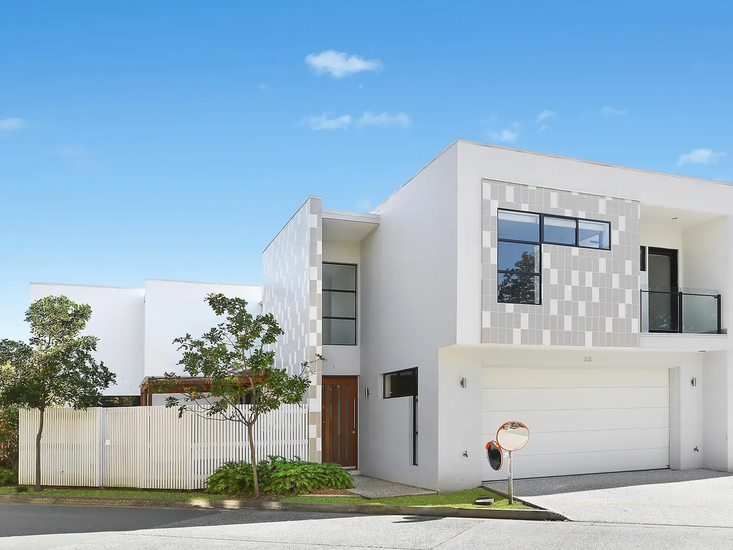 Main view of Homely villa listing, 25/323 Bayview Street, Hollywell QLD 4216