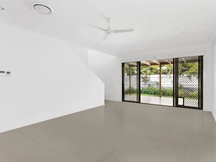 Third view of Homely villa listing, 25/323 Bayview Street, Hollywell QLD 4216