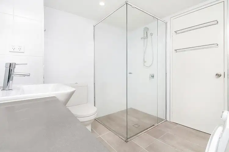 Fifth view of Homely apartment listing, 10/11 Florence Street, Wynnum QLD 4178