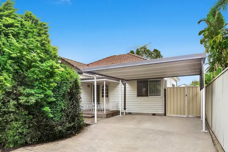 903 Punchbowl Road, Punchbowl NSW 2196